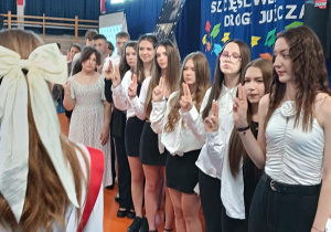 Uczniowie klasy VIII podczas ślubowania