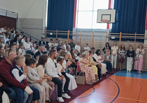 Uczniowie, nauczyciele i rodzice